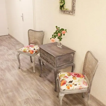 Gasthaus Zum Baron Мини-отель 2*